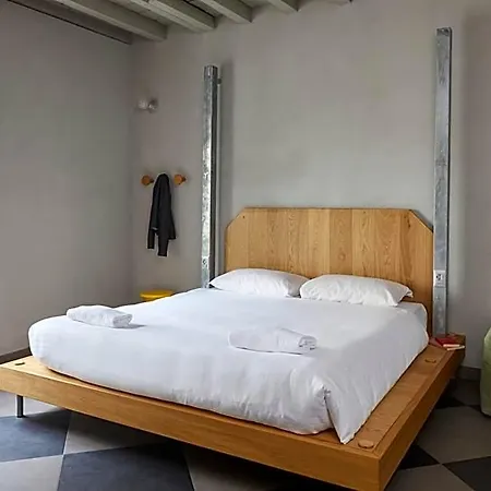 Combo Hostel *