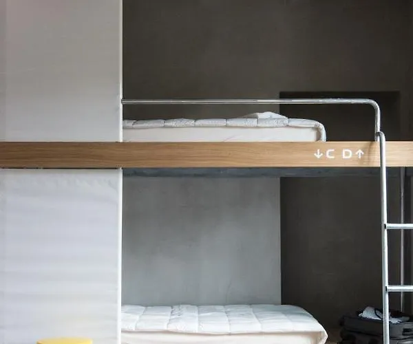 Hostel Combo *
